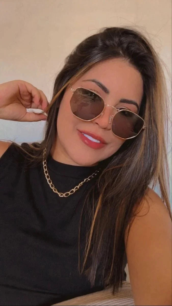 files/em_Carolina_C.__em.jpg